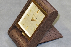 Gainage d'un réveil Jaeger-Lecoultre